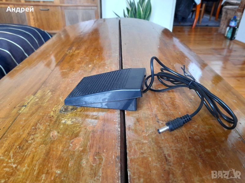 Стар контролен педал #2, снимка 1