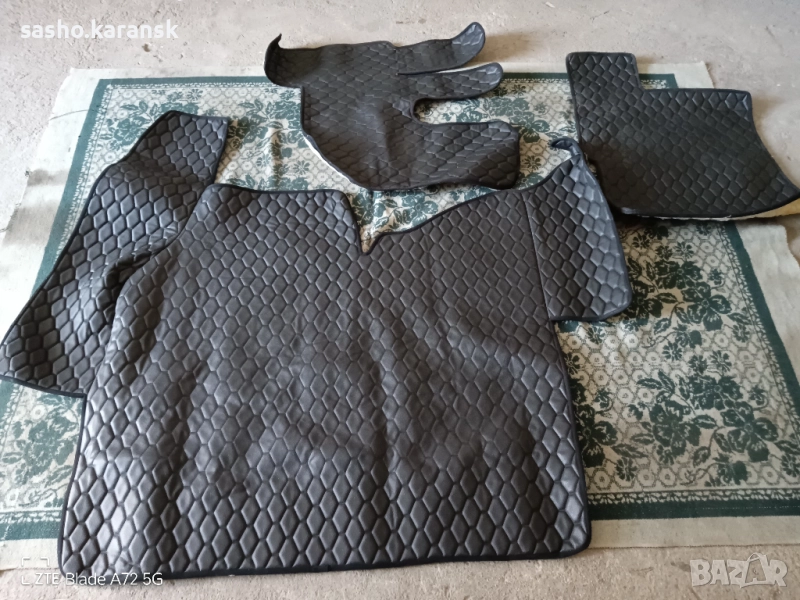 Кожени стелки за Рено Т, снимка 1