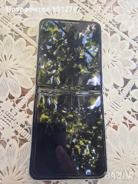 продавам Samsung Galaxy ZFlip 5, снимка 1
