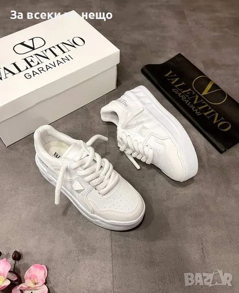 Мъжки бели маратонки Valentino, снимка 1