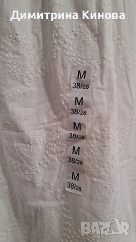 бяла рокля STRADIVARIUS-M 38, снимка 2 - Рокли - 51017812