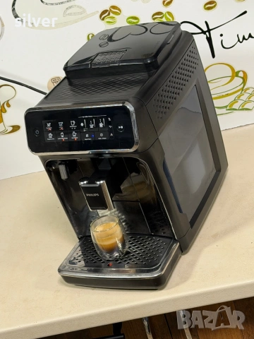 Кафемашина кафе автомат Philips EP3246 с гаранция, снимка 4 - Кафемашини - 53571583