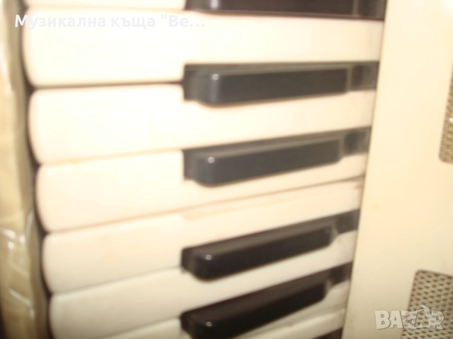 Акордеон Велтмайстер 24 баса, снимка 5 - Акордеони - 52877382