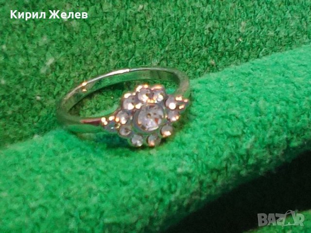 ПРЕКРАСЕН НЕЖЕН АРТ ПРЪСТЕН МЕД с БЯЛА ПОЗЛАТА и ФАСЕТИРАНИ БЛЕСТЯЩИ ЦИРКОНИ 27756, снимка 4 - Пръстени - 37510150
