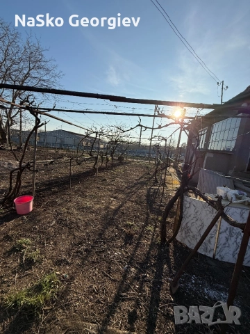 Продавам къща с три спални хол баня и тоалетна вътрешни за повече информация на посочения телефон, снимка 6 - Къщи - 51594499