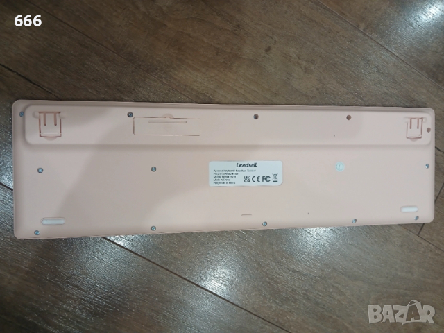 Безжична клавиатура , снимка 2 - Клавиатури и мишки - 52869687