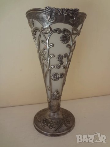 Метална ваза от Германия, снимка 2 - Вази - 50909639
