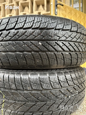 Зимни гуми 205/55/16, снимка 3 - Гуми и джанти - 53282601