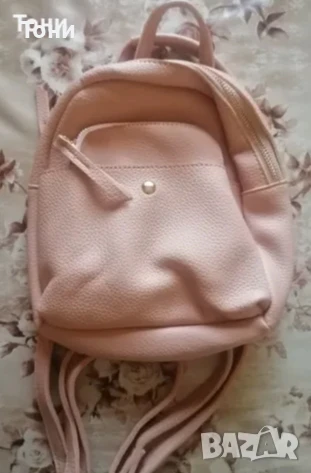 Нова Дамска Раница , снимка 2 - Раници - 50689743