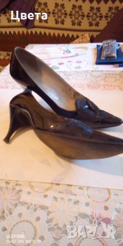 Лачени обувки, снимка 4 - Дамски обувки на ток - 32606253