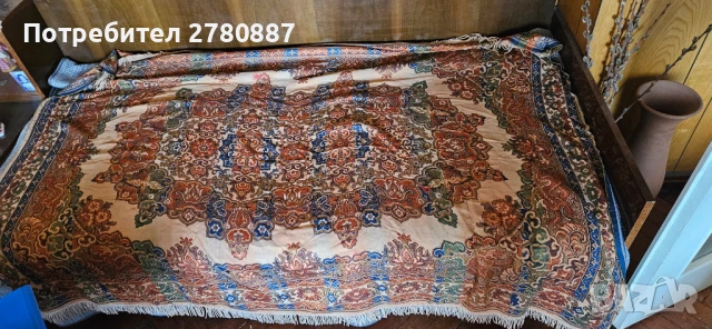 Ретро кувертюра, покривало за легло с бродерия и ресни 