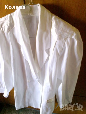 Бяло дамско сако, снимка 2 - Сака - 26315113