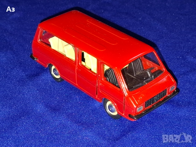 Соц руски модел РАФ 2203 Латвия А18 в мащаб 1:43 Сделано в СССР USSR в мащаб 1:43, снимка 2 - Колекции - 52181480