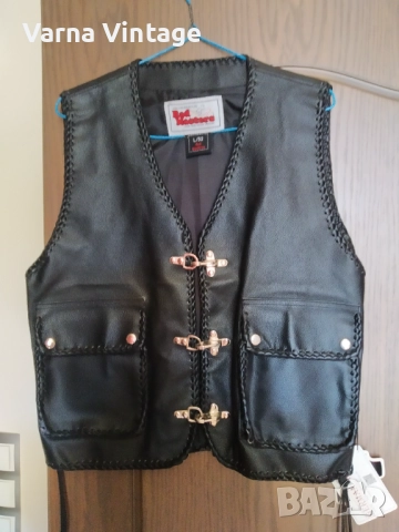 НОВ мото кожен елек с катарами. размер 46-48 (M-L). RAD MASTERS Германия.