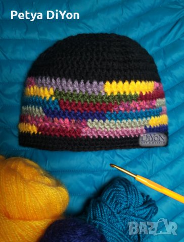 Пъстра топла плетена шапка за дами, снимка 2 - Шапки - 38874082