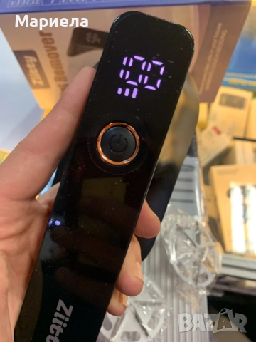 Пилинг за дрехи / Акумулаторна батерия / Резервни остриета, снимка 13 - Други стоки за дома - 51757140