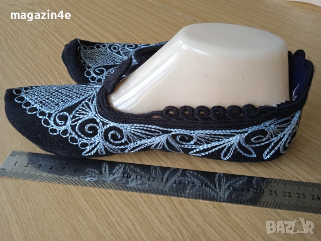 Родопски терлици, бродирани пантофи, вълнени пантофи,Родопис,, снимка 5 - Други - 53454947