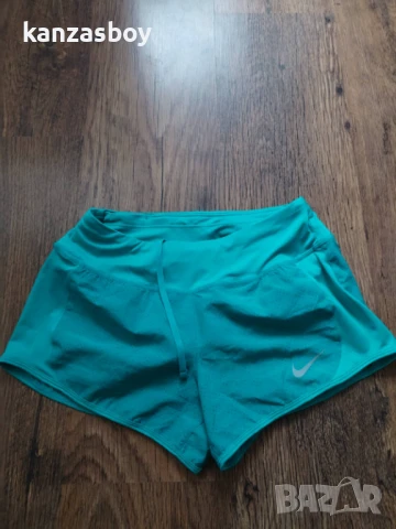 nike - страхотни дамски шорти КАТО НОВИ ХС, снимка 8 - Къси панталони и бермуди - 51374050