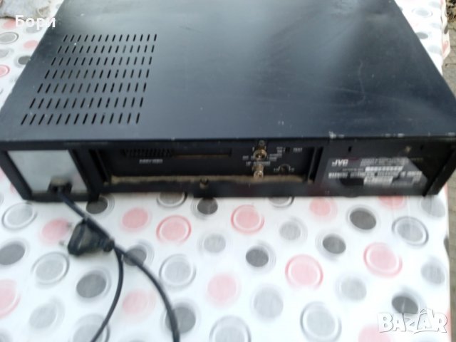 JVC HR D210EG Записващо видео, снимка 11 - Плейъри, домашно кино, прожектори - 39051097