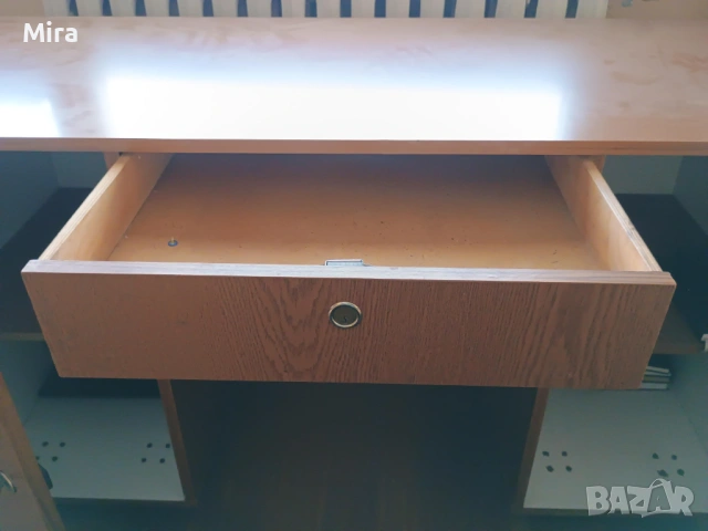 Дървено бъро със заключващи се чекмеджета, снимка 2 - Антикварни и старинни предмети - 53072428
