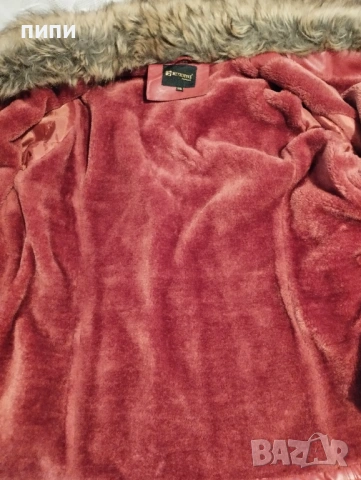 ДАМСКО САКО  еко кожа, подвижна яка с косъм, снимка 4 - Сака - 53472976