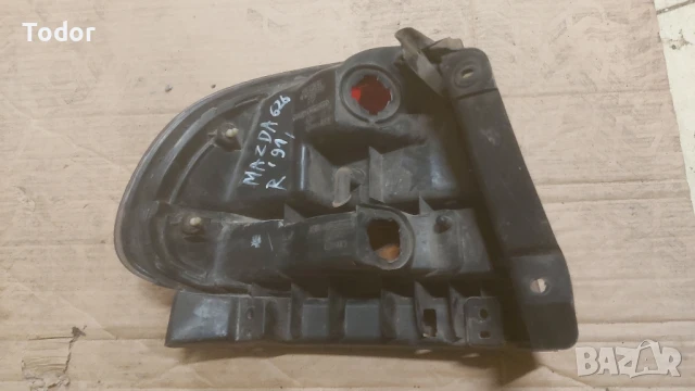 десен стоп Mazda 626, снимка 2 - Части - 50948171