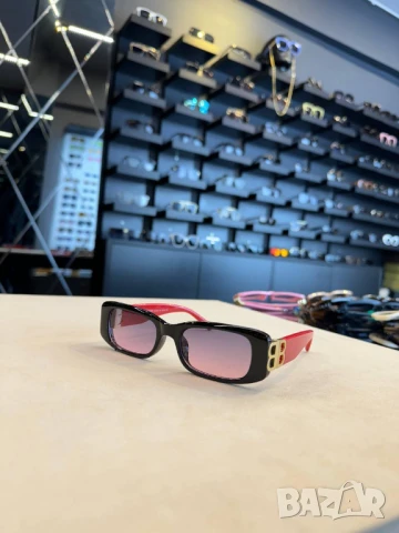 очила с черен обикновен калъф burberry и ув защита , снимка 8 - Слънчеви и диоптрични очила - 50757584