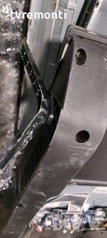 оригинална стойка от телевизор CHiQ L32G4500, снимка 5 - Стойки, 3D очила, аксесоари - 39450307