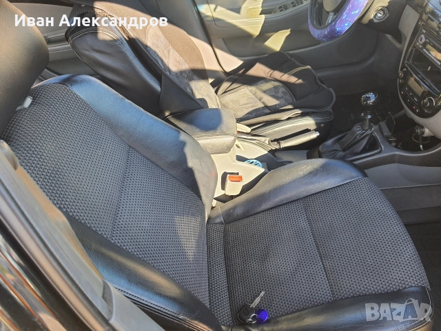 много запазена , снимка 3 - Автомобили и джипове - 53376425