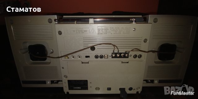 Радиокасетофон JVC PC-200 W, снимка 4 - Радиокасетофони, транзистори - 43258540