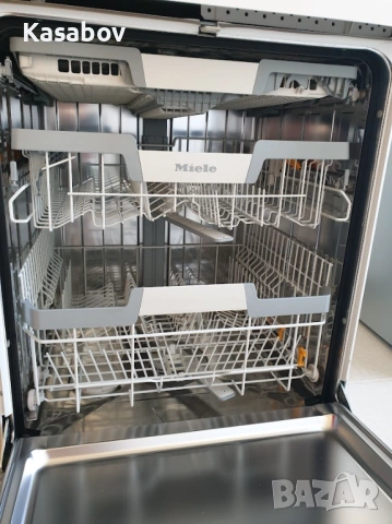 Съдомиялна Miele - Auto Open - 14 Комплекта - Свободностояща, снимка 2 - Съдомиялни - 53449250