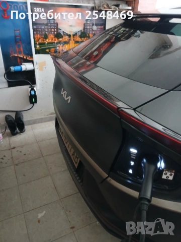Продавам KIA EV6 239KW AWD Long Range Executive, снимка 10 - Автомобили и джипове - 53199004