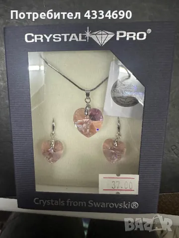 SWAROVSKI комплект сърца, снимка 1 - Бижутерийни комплекти - 48409799