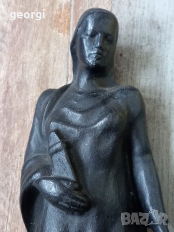 Масивна чугунена статуетка, снимка 2 - Декорация за дома - 38681127