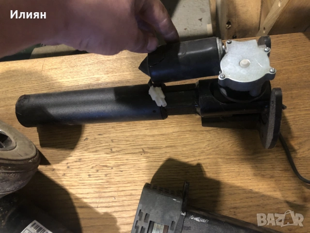 Постоянно токови DC 24v мотори с редуктори 25:1, спирачка и колелца, снимка 7 - Други машини и части - 53019575