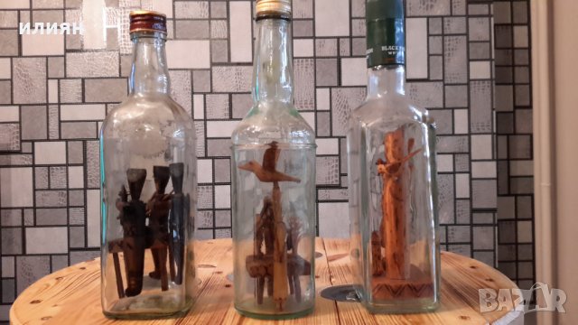 Три броя стъклени шишета със интересни фигури  30лв за брой , снимка 3 - Декорация за дома - 35115258