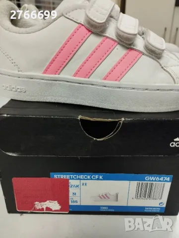 Маратонки Adidas номер 31