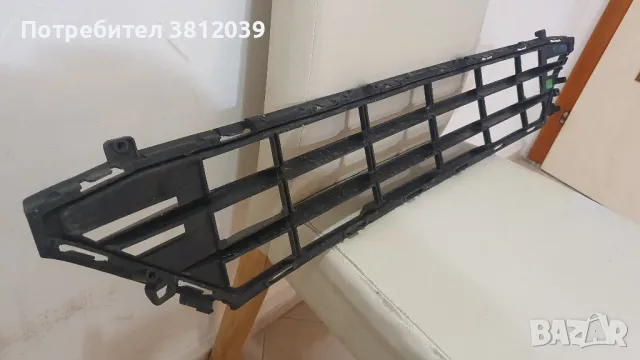 Оригинална решетка за предна броня Volvo XC60  / Волво ХЦ60 (след 2017г), снимка 7 - Части - 47303719