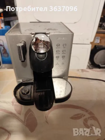  Delonghi Nespresso  за части/ремонт , снимка 2 - Кафемашини - 50329657