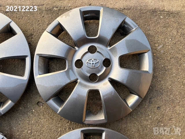 4 броя оригинални тасове за Toyota Yaris 15, снимка 6 - Аксесоари и консумативи - 52774375