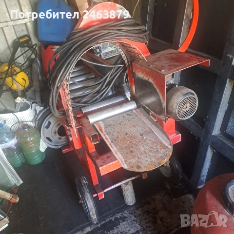 Машина за рязане на дърва на трифазен ток 