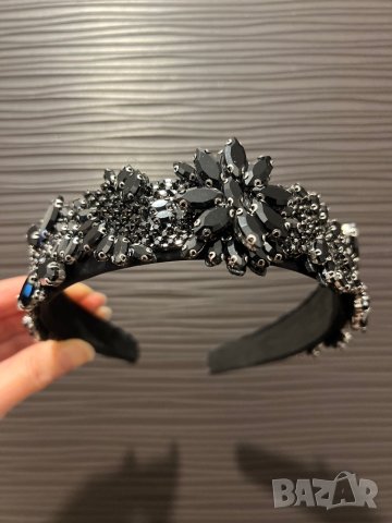Уникална диадема  с кристали, снимка 5 - Аксесоари за коса - 44019548