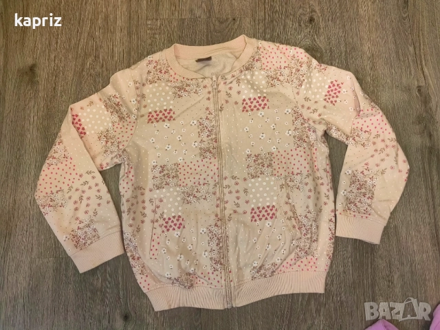 Детски анораци и подарък чантичка , размер 128 , цена 15 лв общо, снимка 3 - Детски комплекти - 51523738