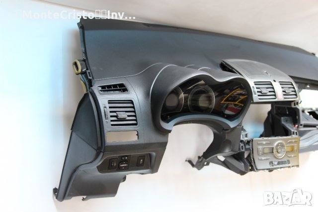 Арматурно табло Toyota Auris (2007-2010г.) Тойота Аурис, снимка 2 - Части - 33275524