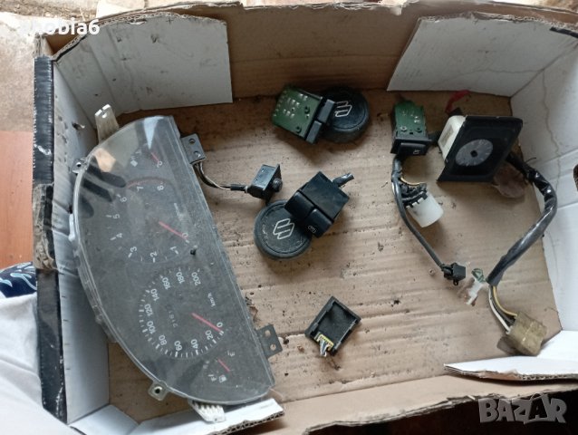 Сузуки Суйфт на части-бензин-1996 г, снимка 5 - Аксесоари и консумативи - 38854883