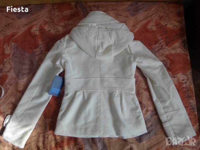 Чисто ново бяло палто, снимка 8 - Палта, манта - 27446133