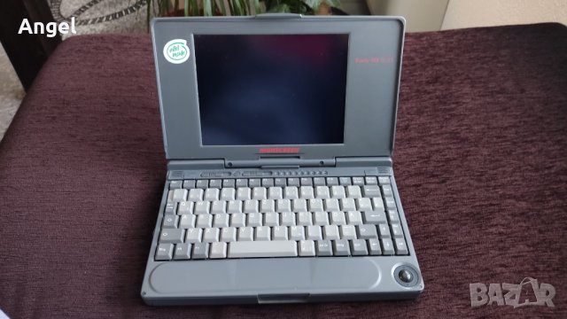 Продавам лаптоп 486 за колекционери