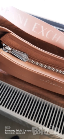 Armani exchange чанта, снимка 2 - Чанти - 52548443