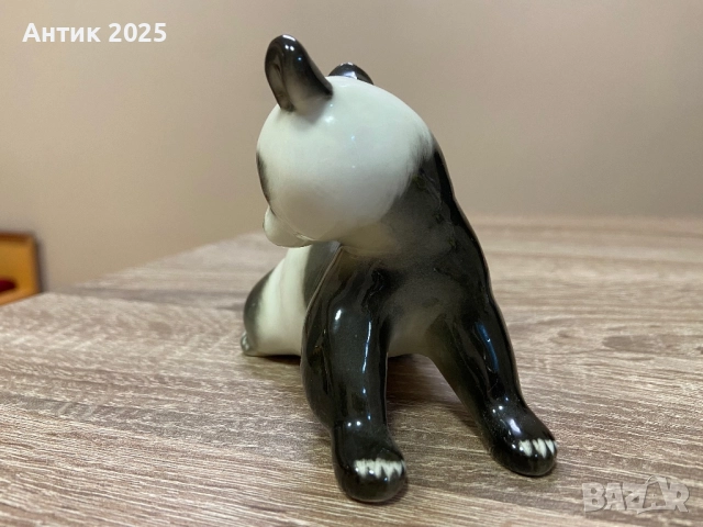 Порцеланова статуетка „Панда“ ЛФЗ, снимка 3 - Антикварни и старинни предмети - 51974281