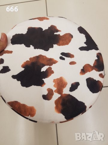 Табуретки, снимка 3 - Столове - 43006184